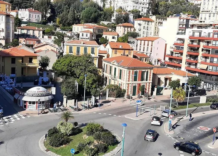 شقة Le Petit Citron مينتون