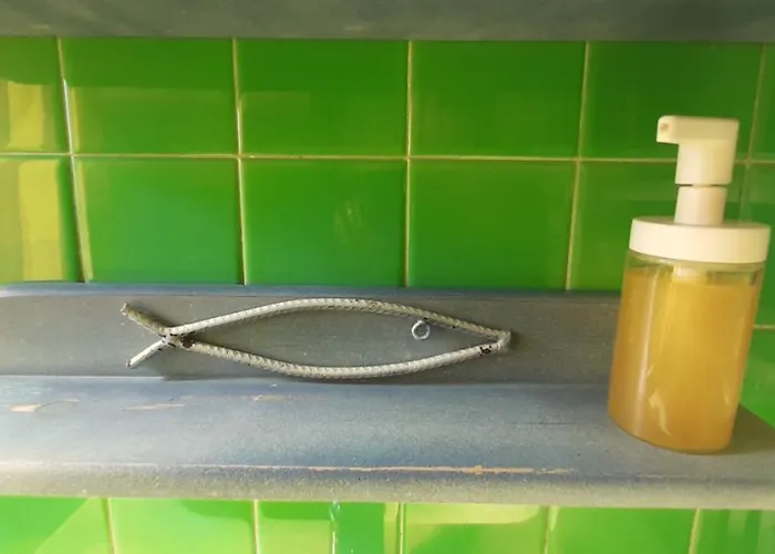 Le Petit Citron مينتون